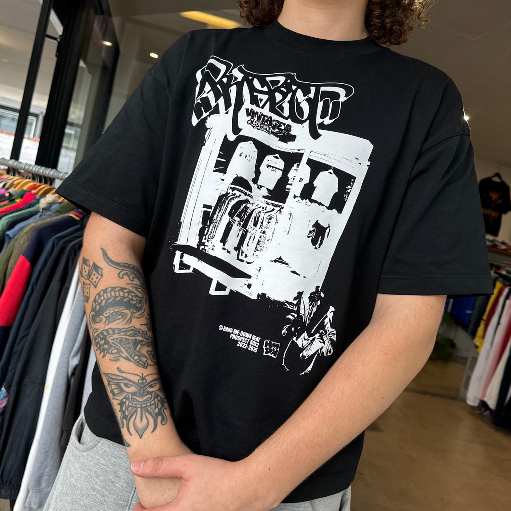 2025 HAND-ME-DOWN HEAT SHOP TEE - BLACKOUT