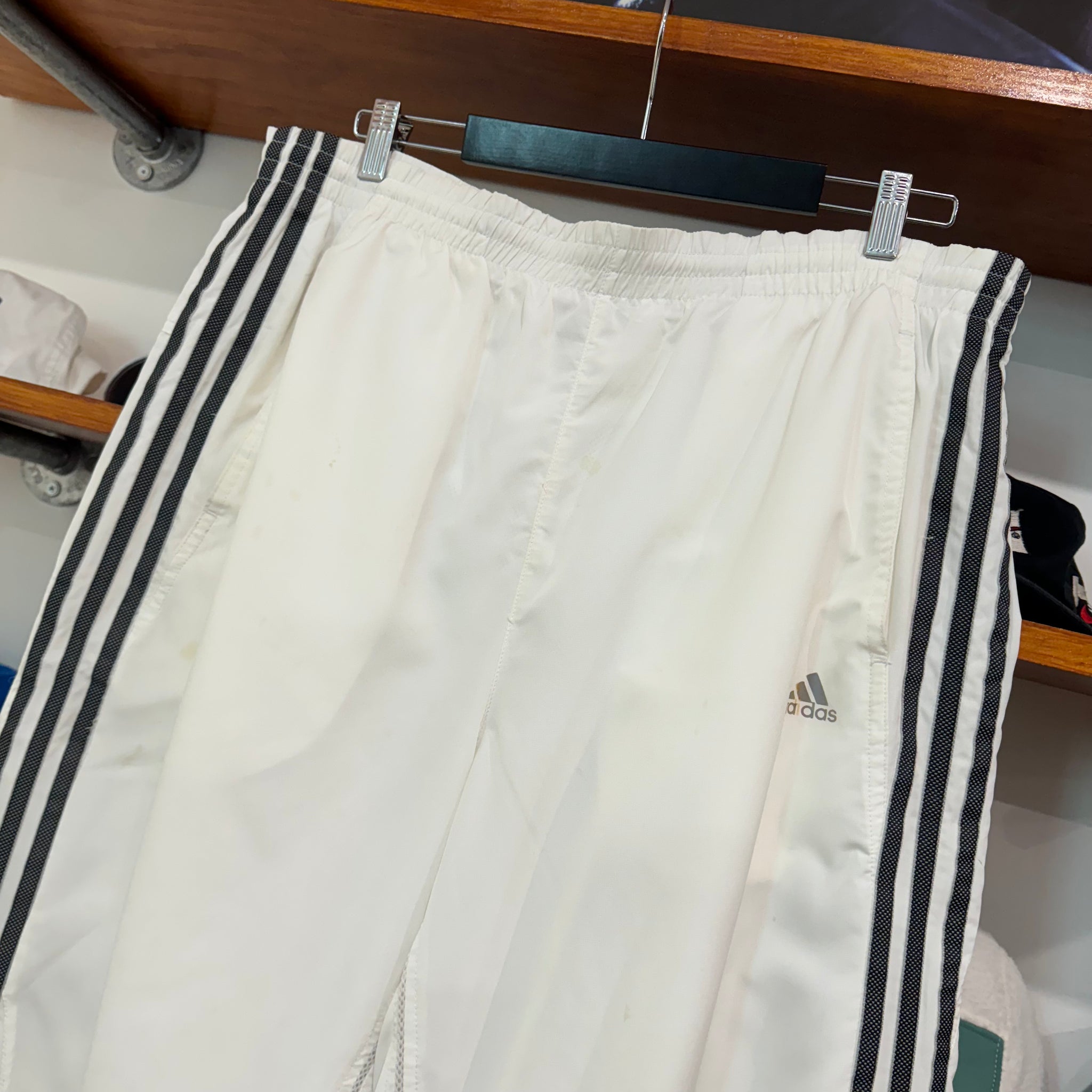 2000'S ADIDAS 3 STRIPED 3/4 TRACK PANTS - XL