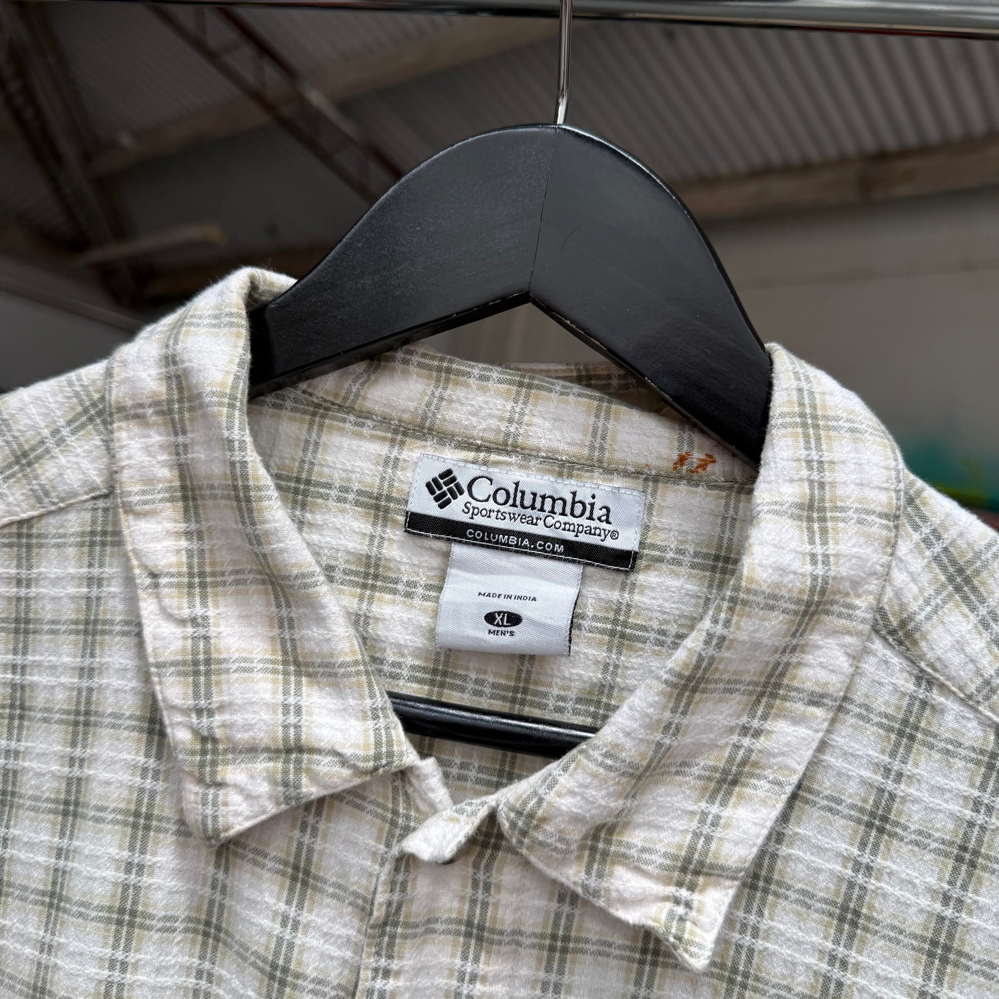 2000'S COLUMBIA PLAID BUTTON-UP - XL