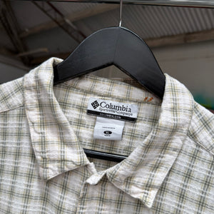 2000'S COLUMBIA PLAID BUTTON-UP - XL