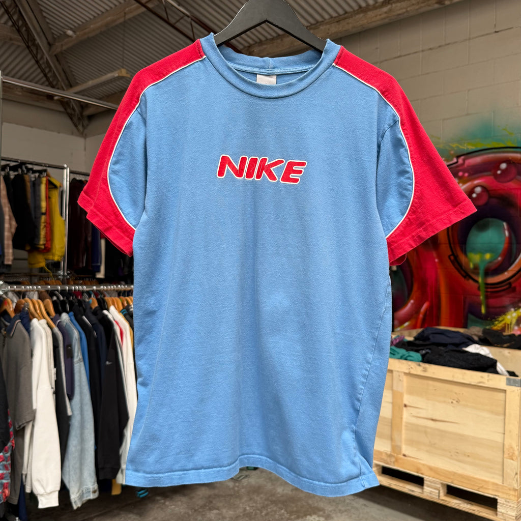 2000'S NIKE SPELLOUT PANELS TEE - M/L