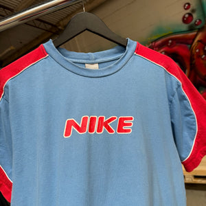 2000'S NIKE SPELLOUT PANELS TEE - M/L