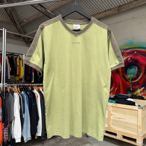1990'S NIKE PANELS V-NECK TEE - L