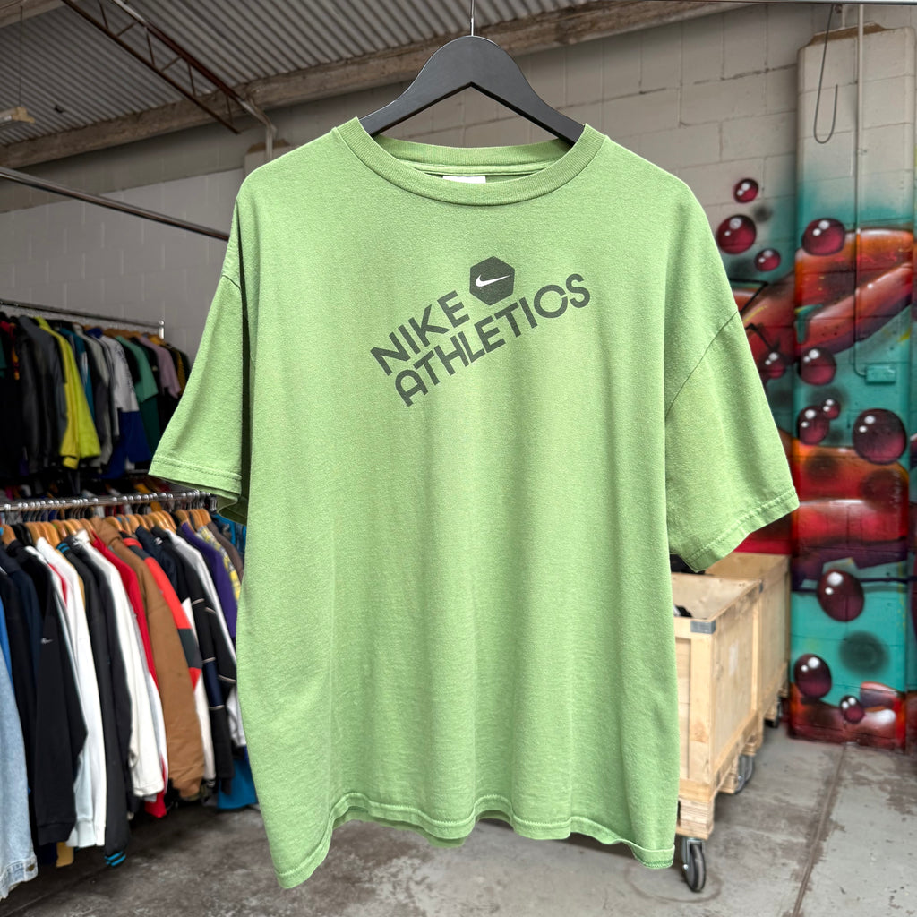 2000'S NIKE ATHLETICS GRAPHIC TEE - XL