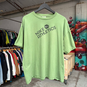 2000'S NIKE ATHLETICS GRAPHIC TEE - XL