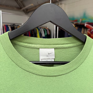 2000'S NIKE ATHLETICS GRAPHIC TEE - XL