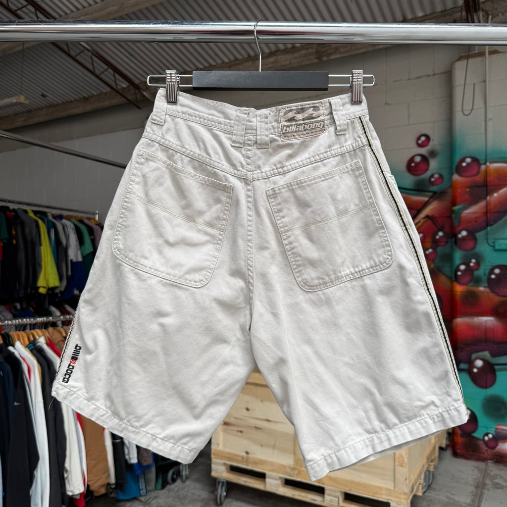 2000'S BILLABONG PIN-STRIPED SHORTS - 26