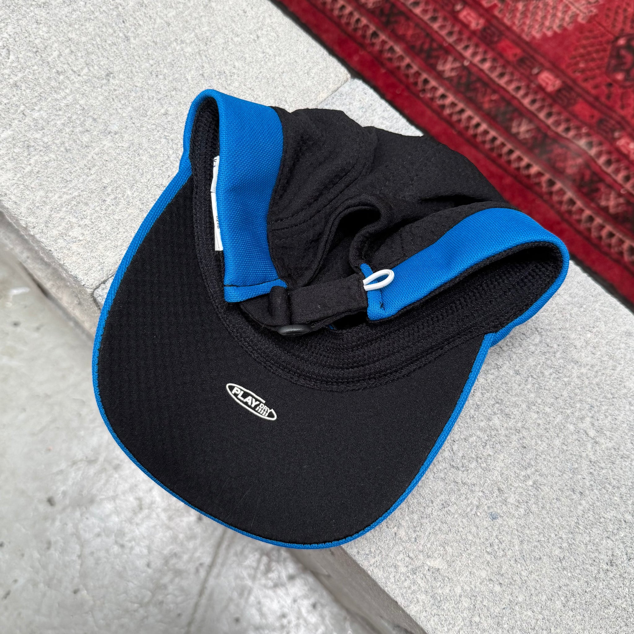 2000'S REEBOK ATHLETIC HAT