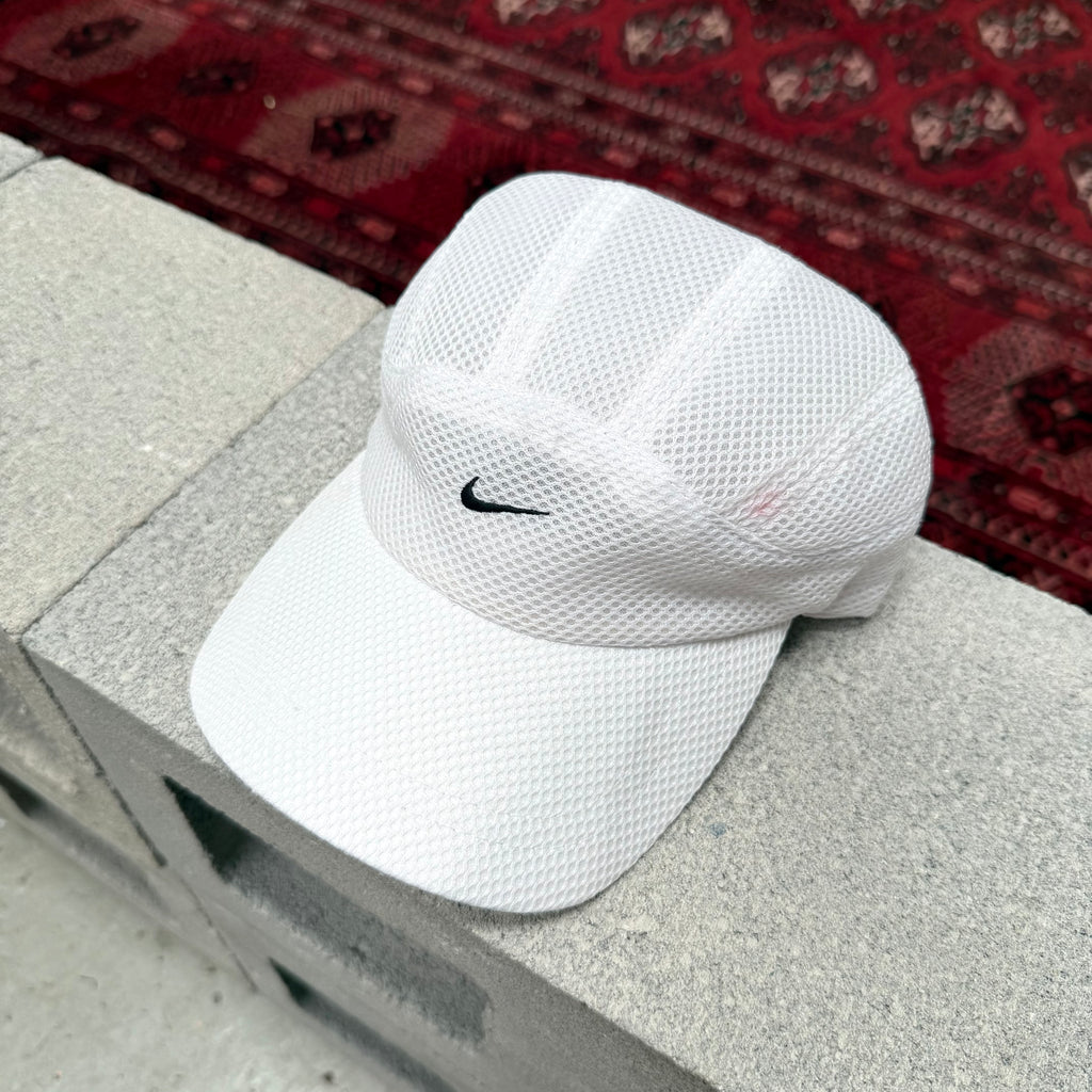 2000'S NIKE SWOOSH MESH HAT