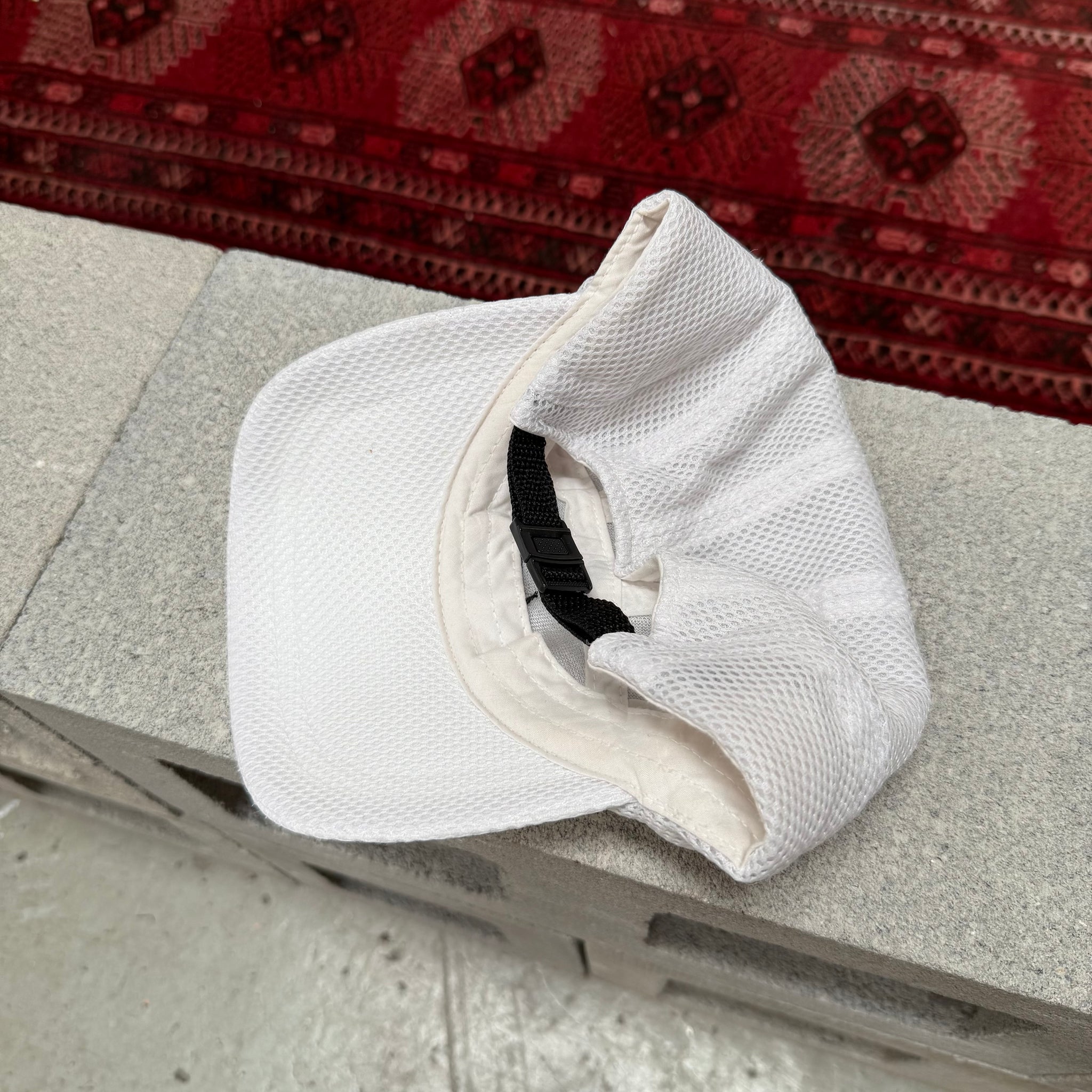 2000'S NIKE SWOOSH MESH HAT