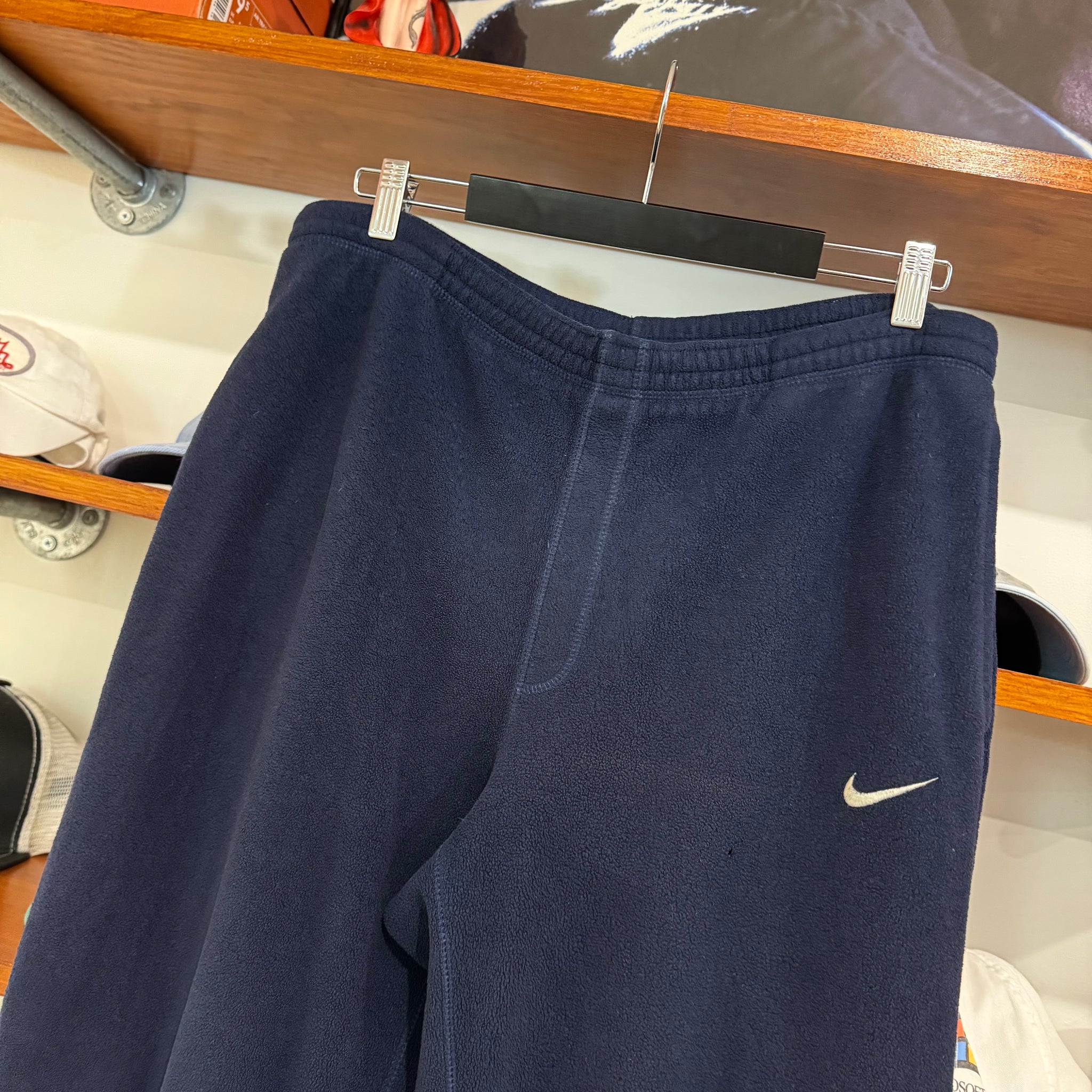 2000'S NIKE LOW LOGO FLEECE SWEATPANTS - M/L