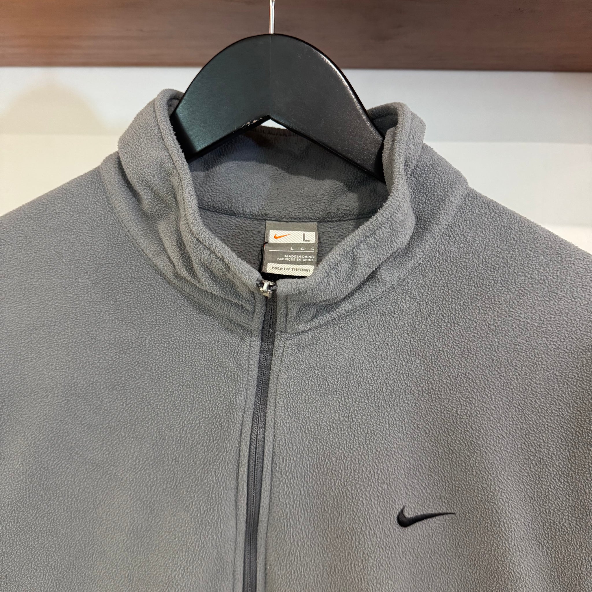 2000'S NIKE  SWOOSH EMBROIDERED 1/4 ZIP FLEECE - M