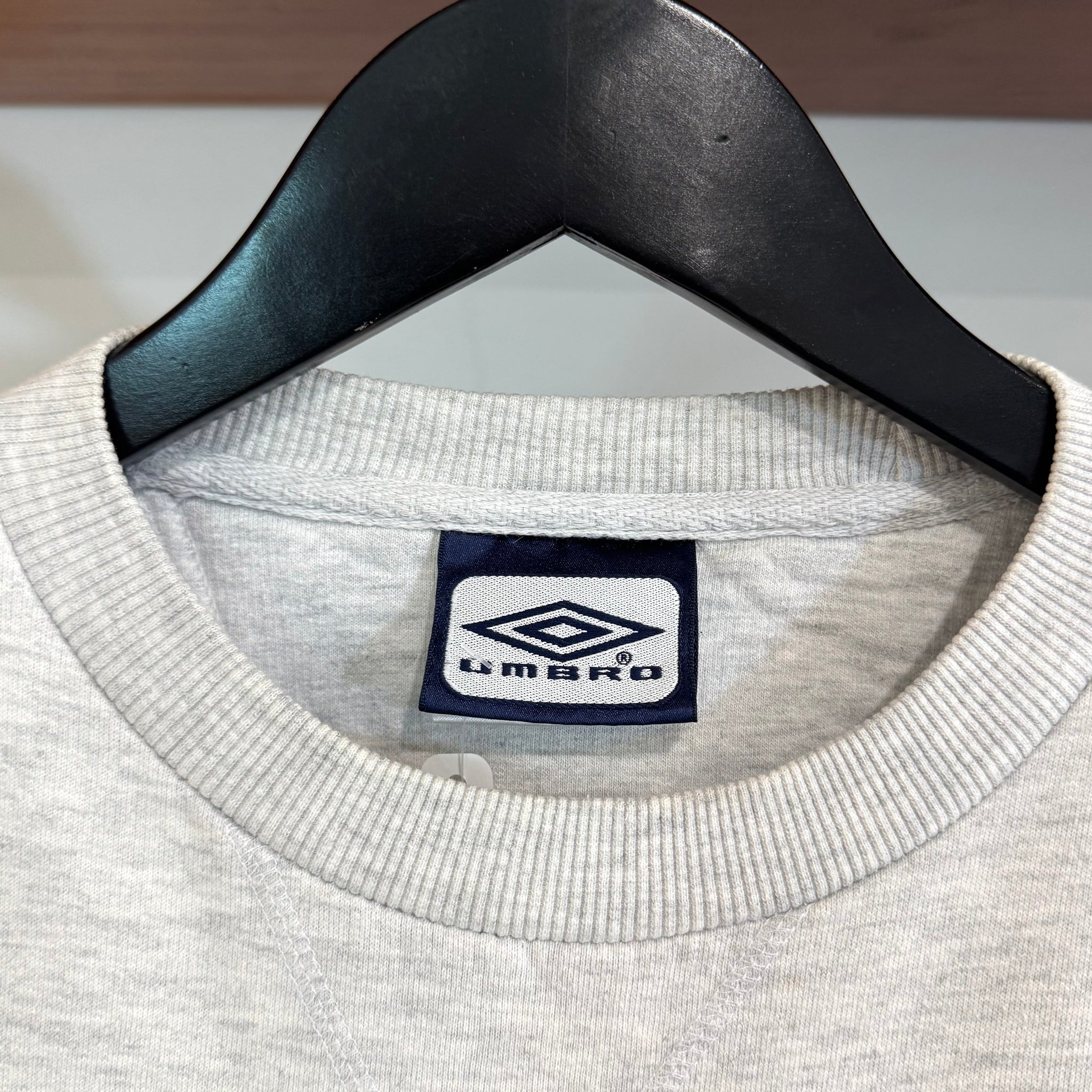 2000'S UMBRO EMBROIDERED SWEATSHIRT - L