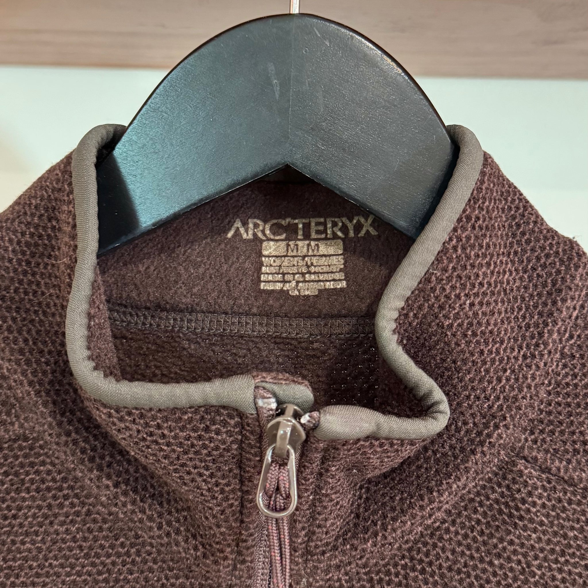 2000'S WOMENS ARC'TERYX WAFFLE FLEECE JACKET - M