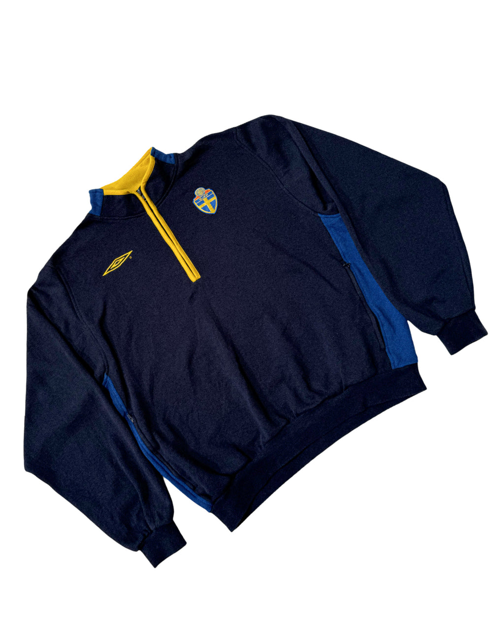 2000'S UMBRO SWEDEN FOOTBALL SWEATSHIRT - M