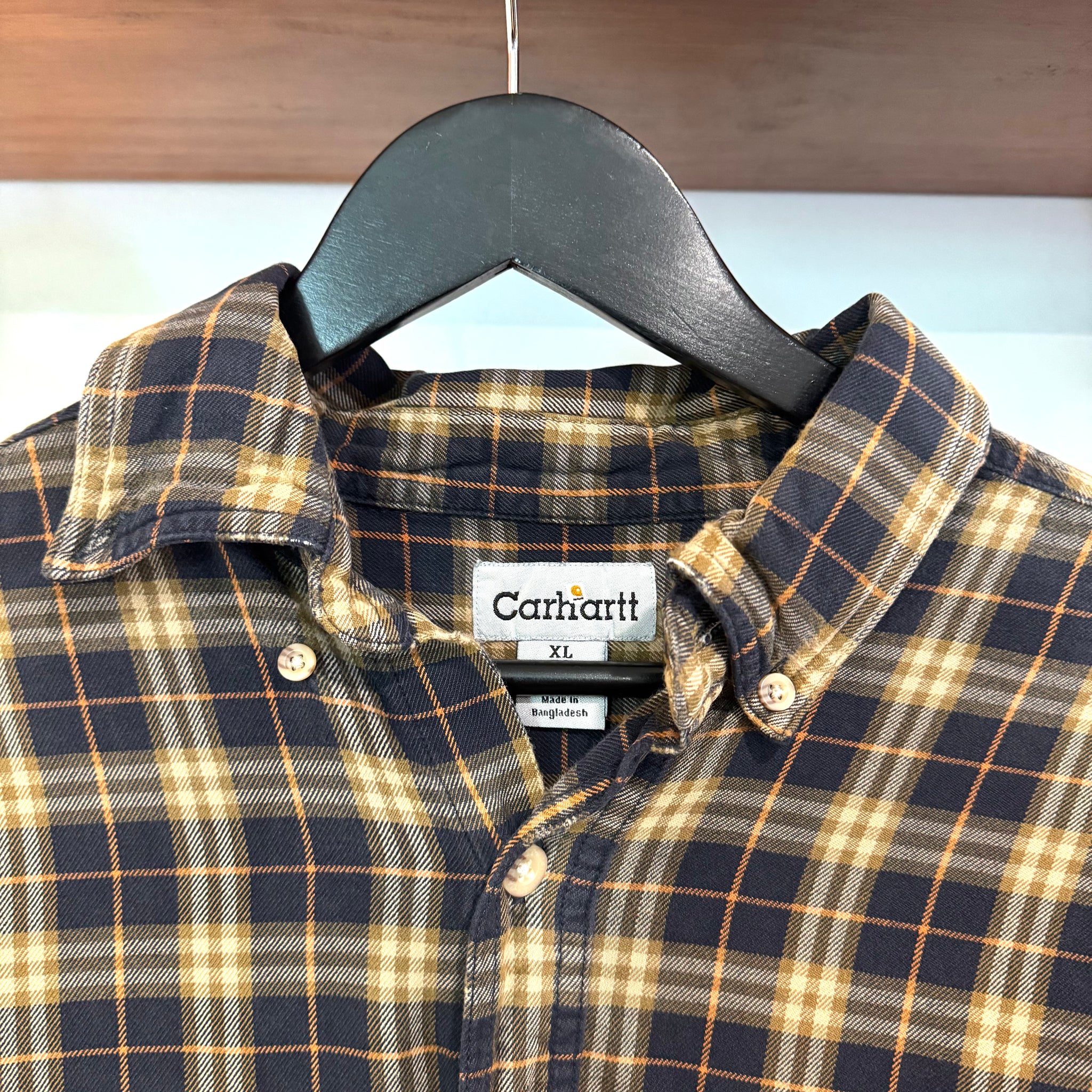 1990'S CARHARTT PLAID BUTTON-UP - XL