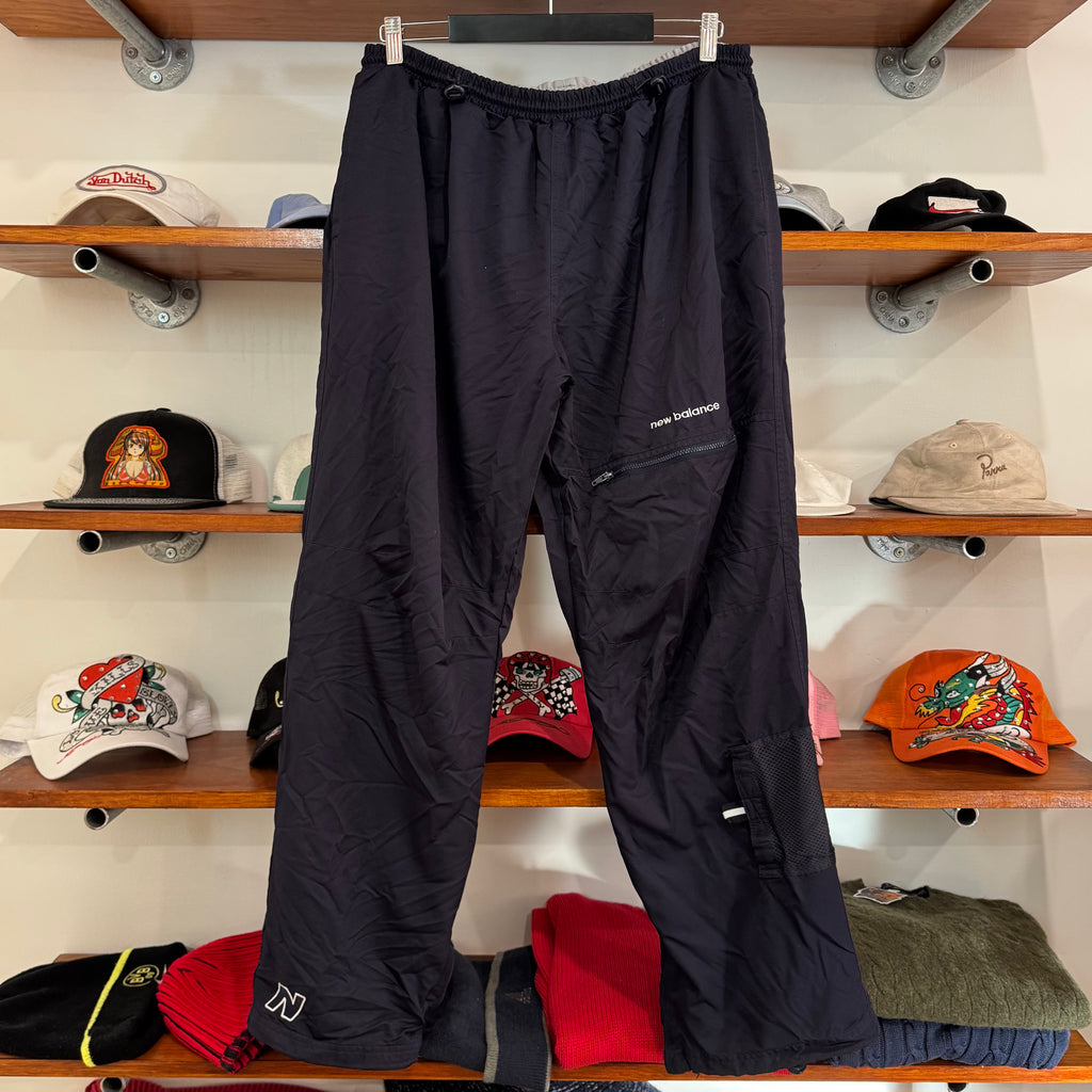 2000'S NEW BALANCE CARGO TRACK PANTS - L