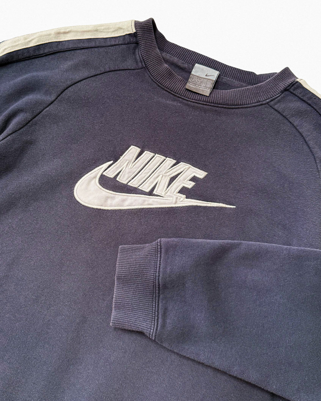 2000'S NIKE LOGO STRIPED SWEATSHIRT - M