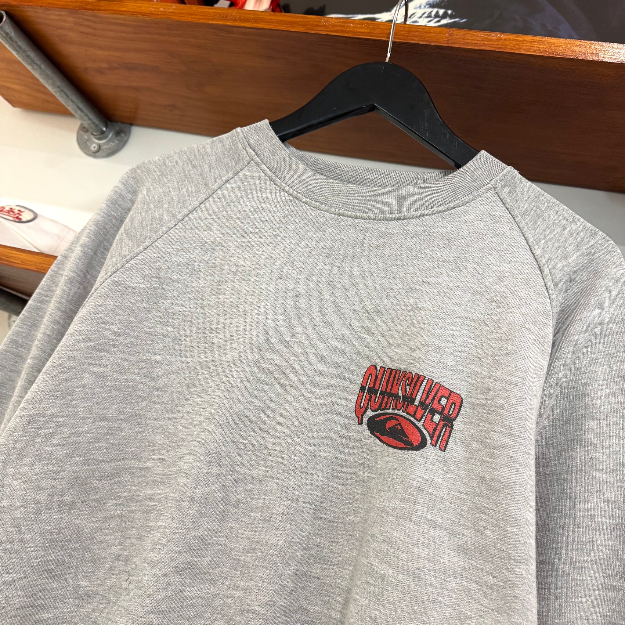 2000'S QUIKSILVER GRAPHIC SWEATSHIRT - M