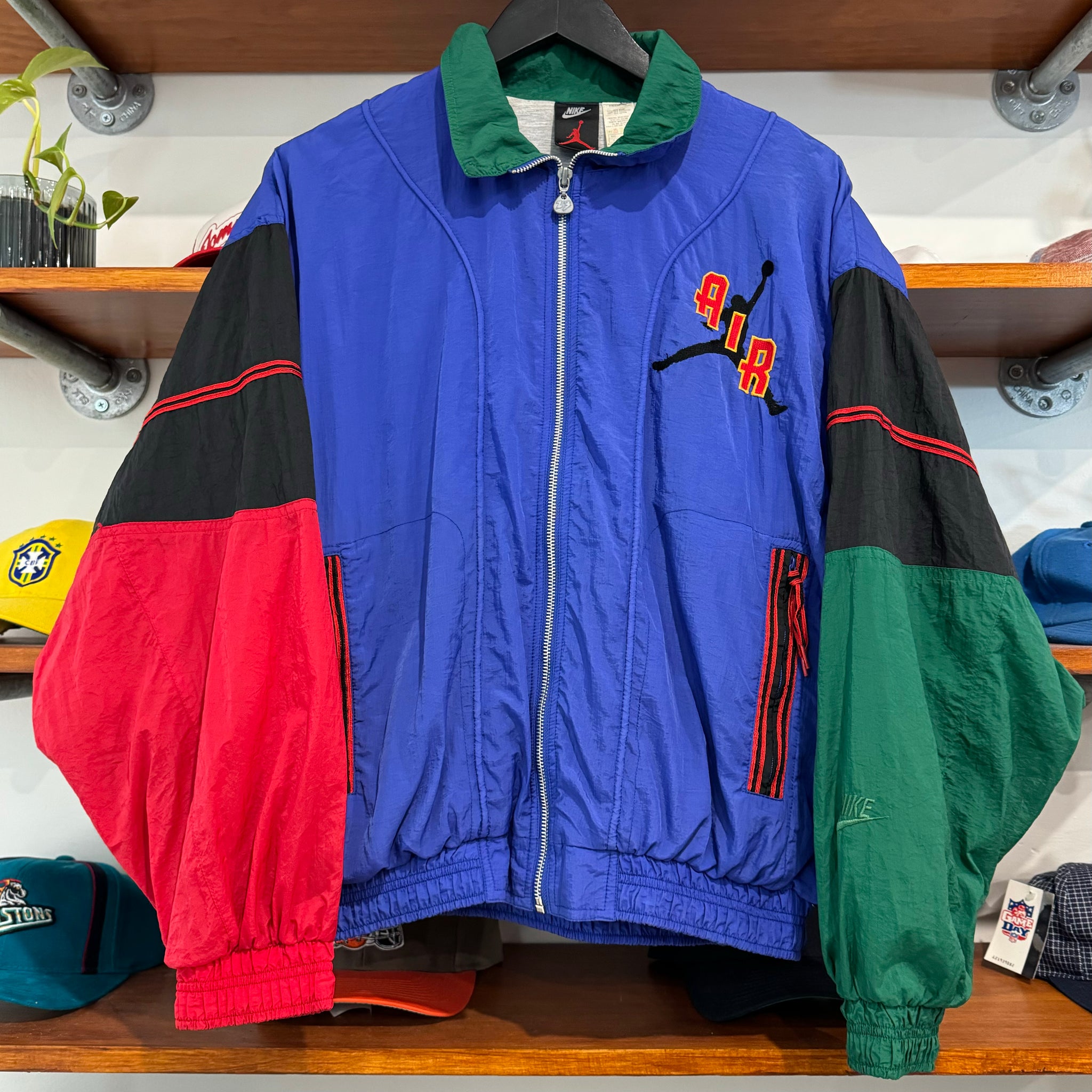 1993 NIKE AIR JORDAN LINED BOMBER JACKET - M