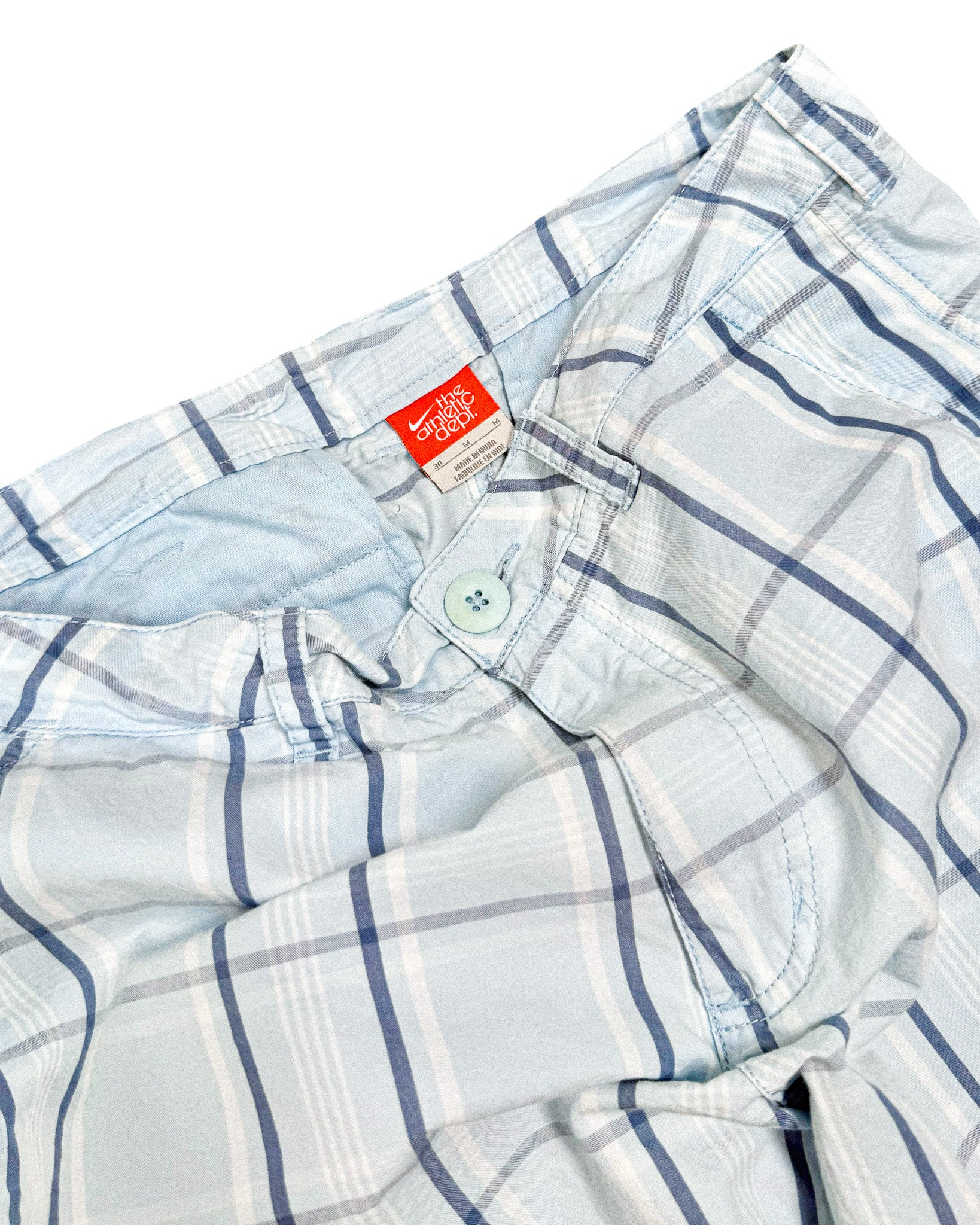 2000'S NIKE SWOOSH PLAID CARGO SHORTS - 32