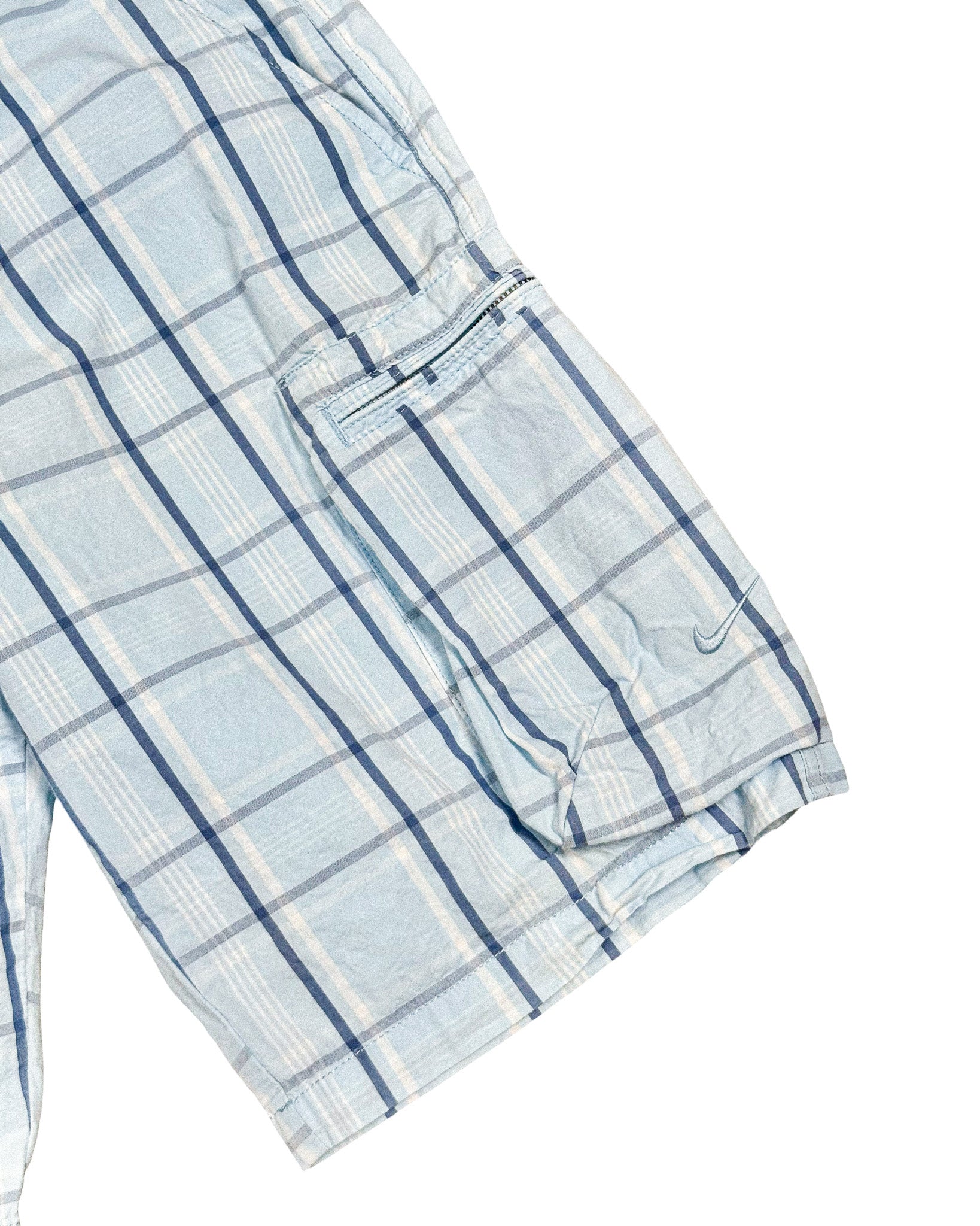 2000'S NIKE SWOOSH PLAID CARGO SHORTS - 32