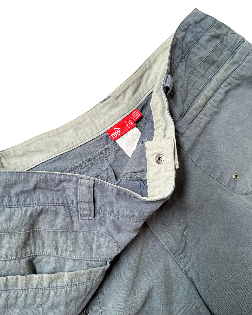 2000'S PUMA EMBROIDERED CARGO SHORTS - 34