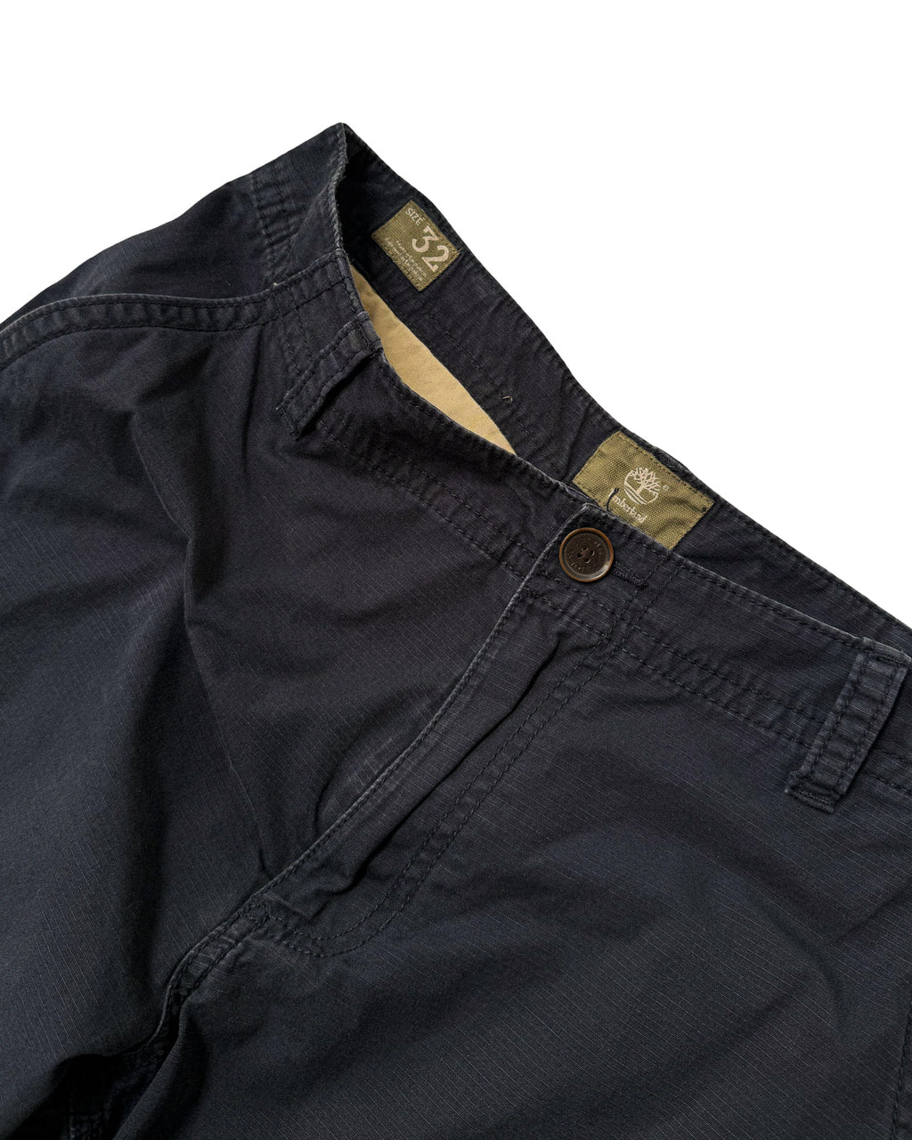 2000'S TIMBERLAND CARGO SHORTS - 32