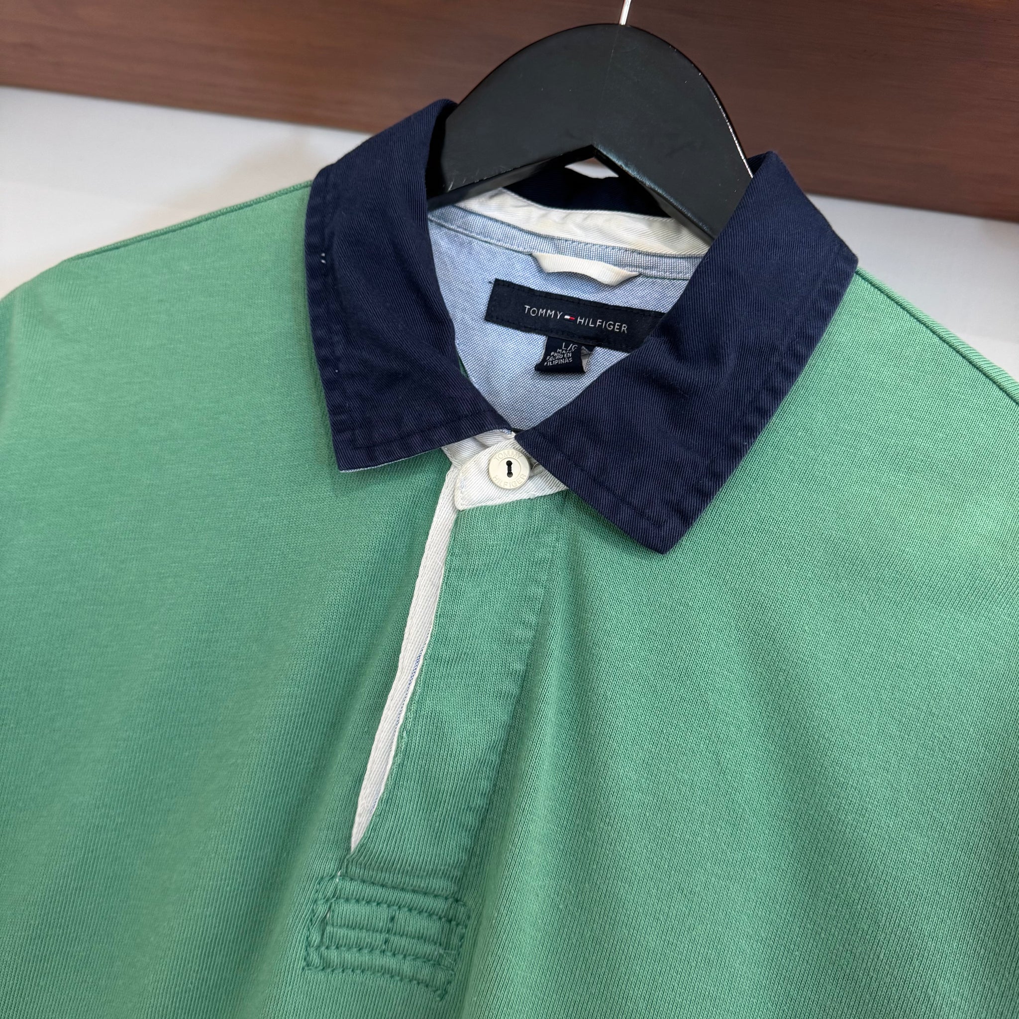 2010'S TOMMY HILFIGER OLD ENGLISH POLO SHIRT - M