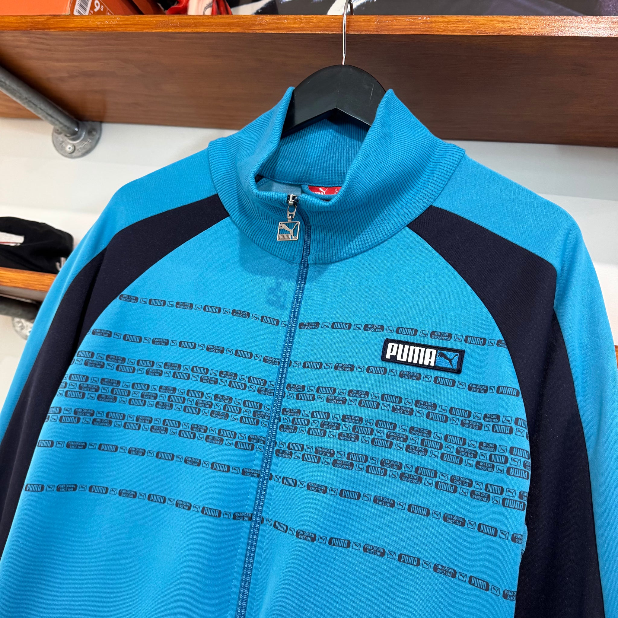 2000'S PUMA GRAPHIC SATIN JACKET - M