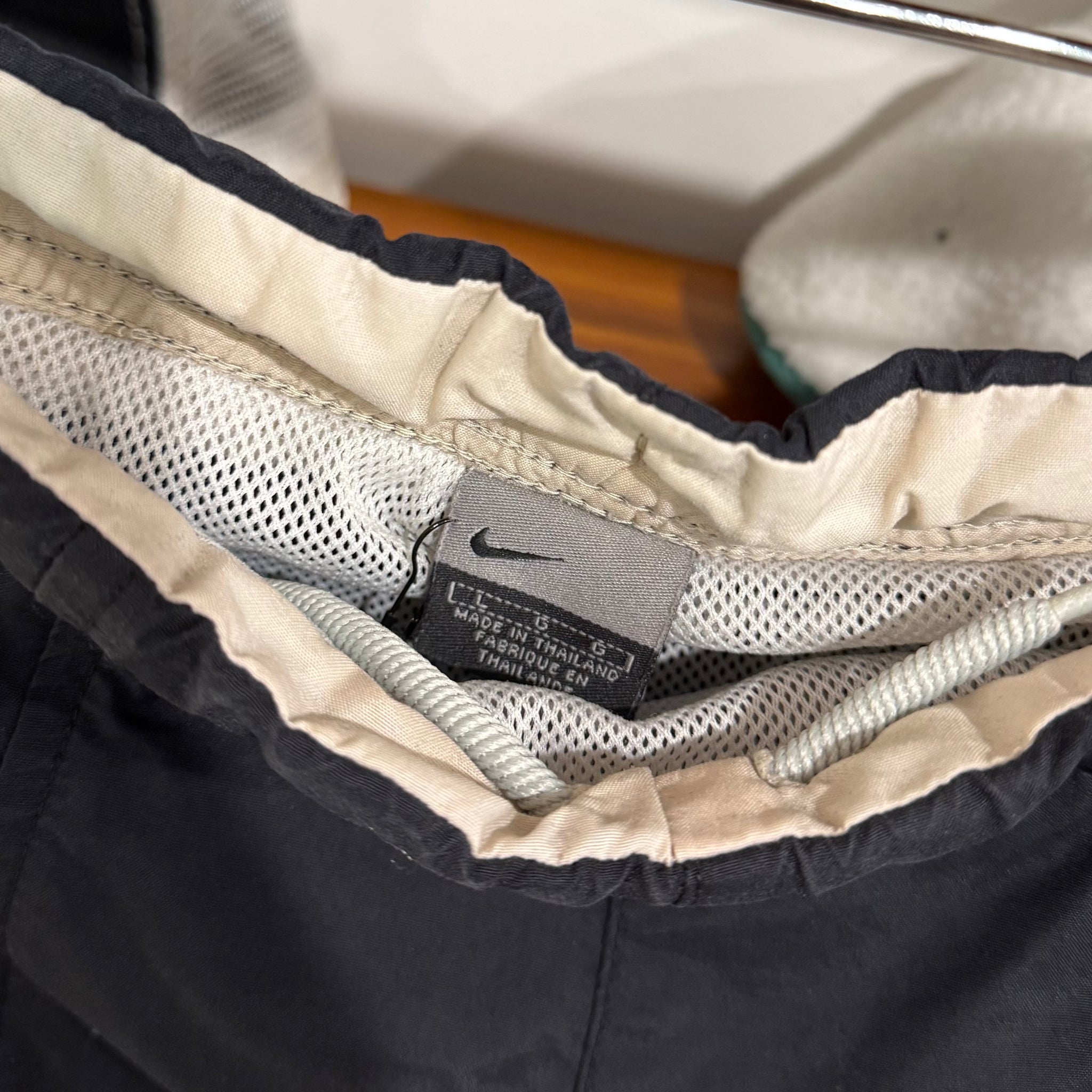 2000'S NIKE DRI-FIT SHORTS - 38