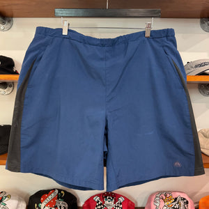 2000'S NIKE ACG DRI-FIT SHORTS - 38