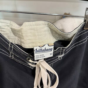 2000'S BILLABONG CARGO BOARD SHORTS - 34