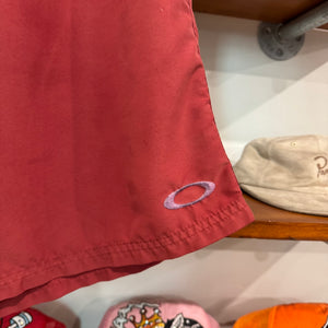2000'S OAKLEY EMBROIDERED BOARD SHORTS - 32