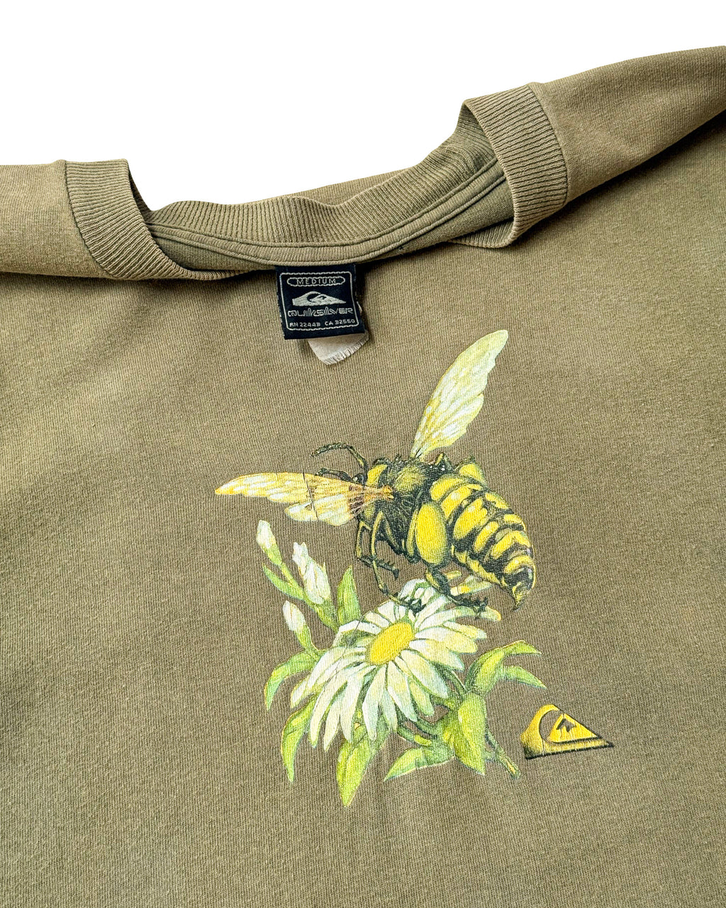 2000'S QUIKSILVER BEE GRAPHIC TEE - L