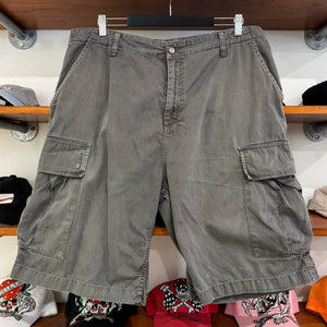 2000'S CARHARTT CARGO SHORTS - 38