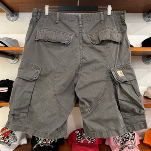 2000'S CARHARTT CARGO SHORTS - 38