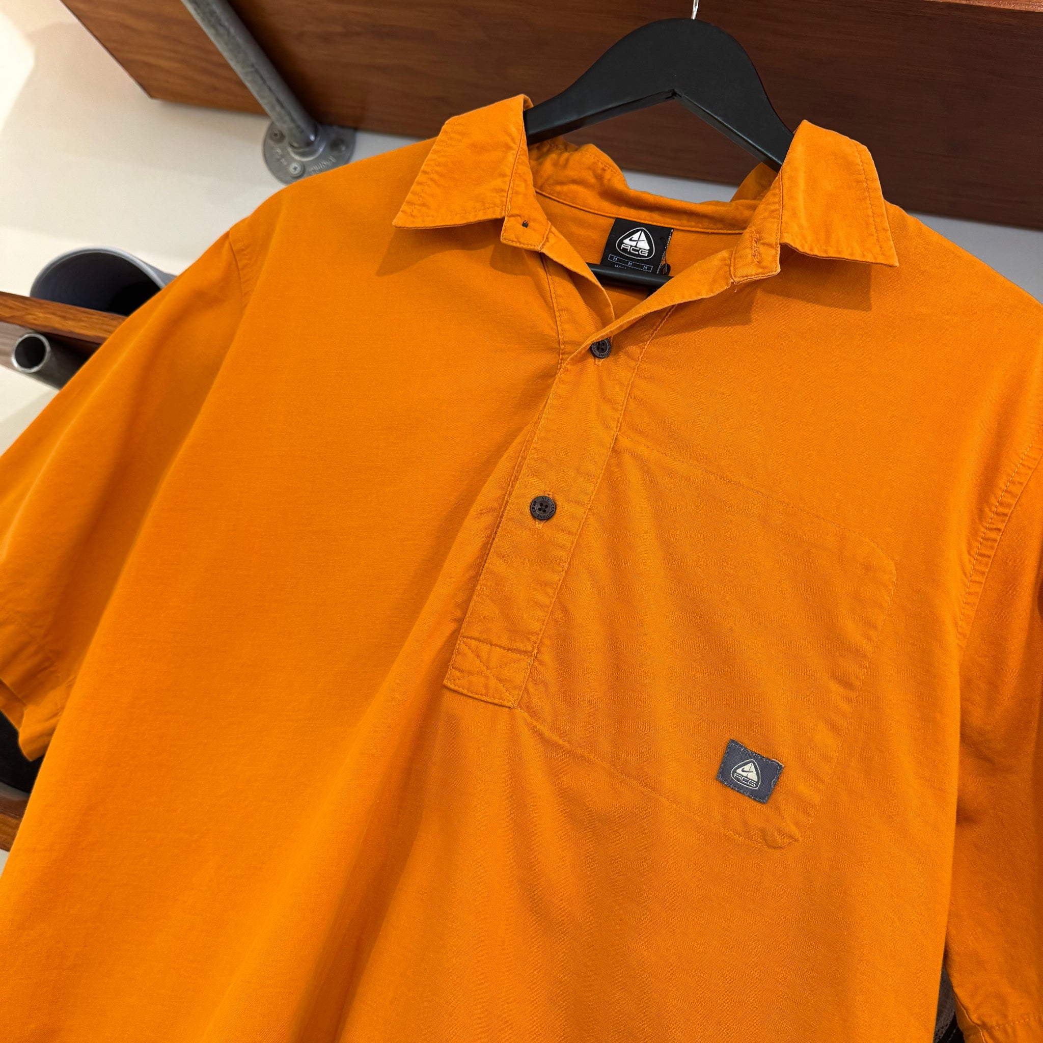 2000'S NIKE ACG 1/4 BUTTON-UP SHIRT - M