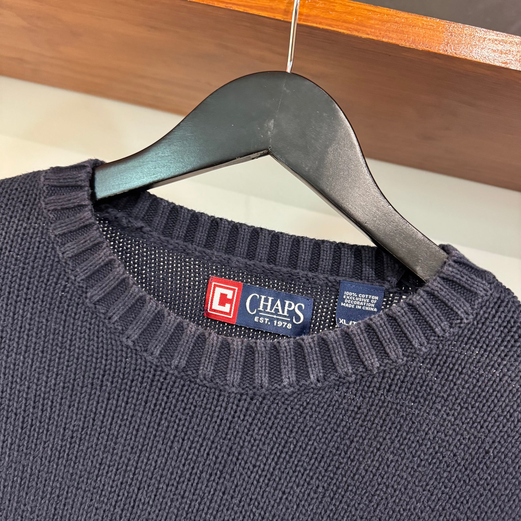 2000'S CHAPS CREST KNIT SWEATER - L