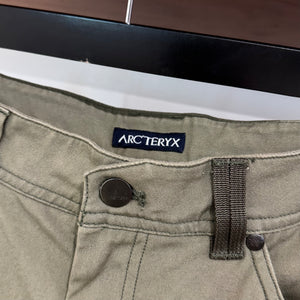2010'S ARC'TERYX EMBROIDERED PANTS - 34