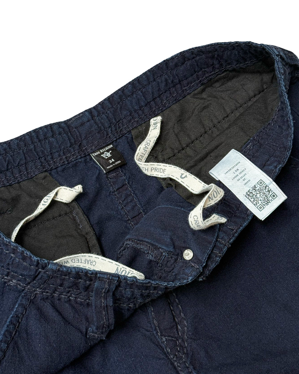 2020'S TRUE RELIGION 3-QUARTER CARGO SHORTS - 34