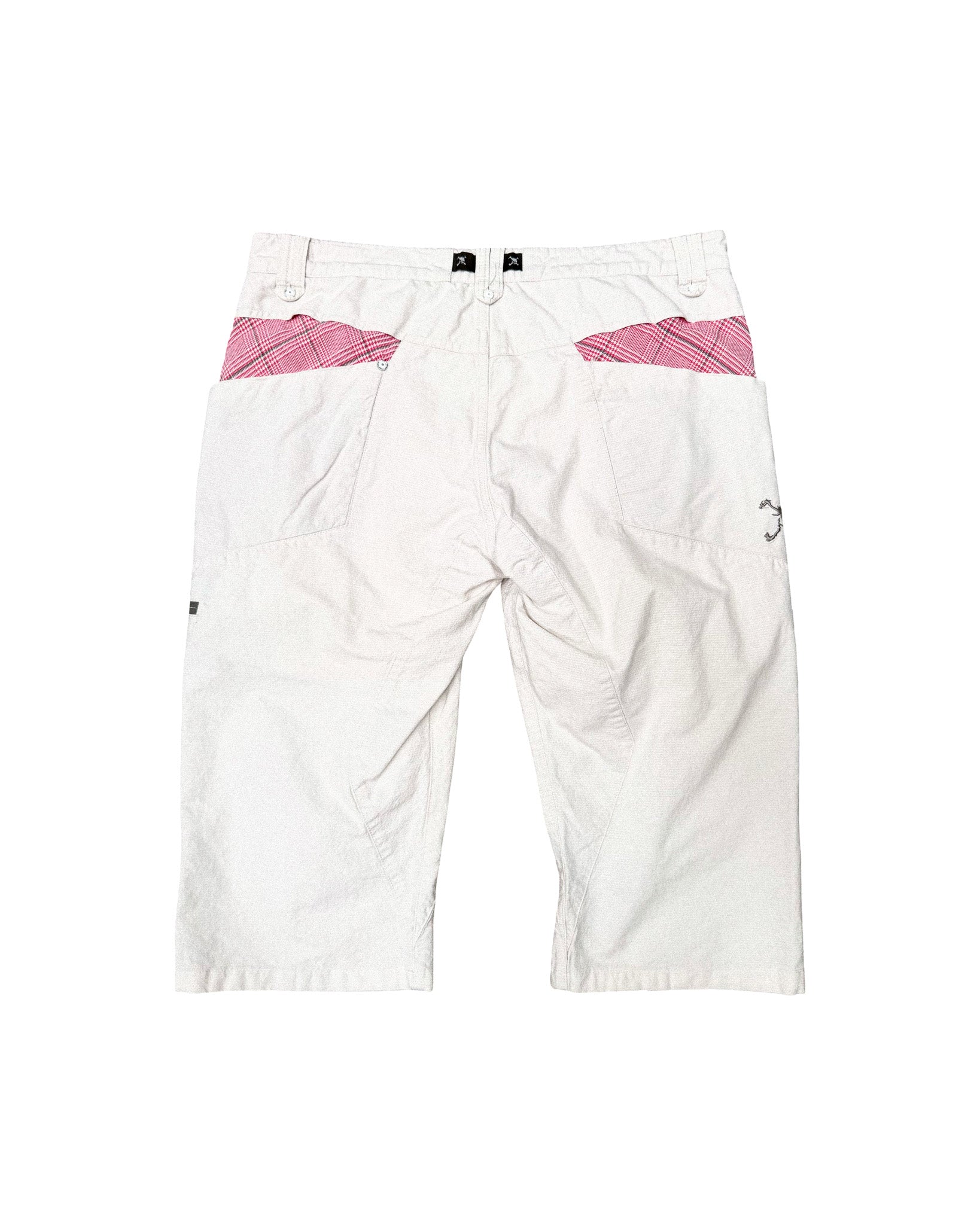 2000'S OAKLEY SKULL 3-QUARTER SHORTS - 34