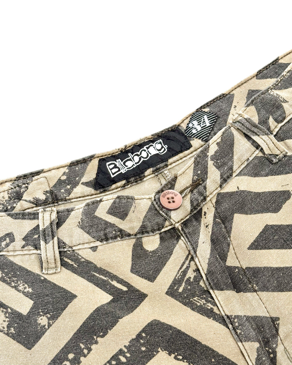 2000'S BILLABONG CAMO CARGO SHORTS - 34