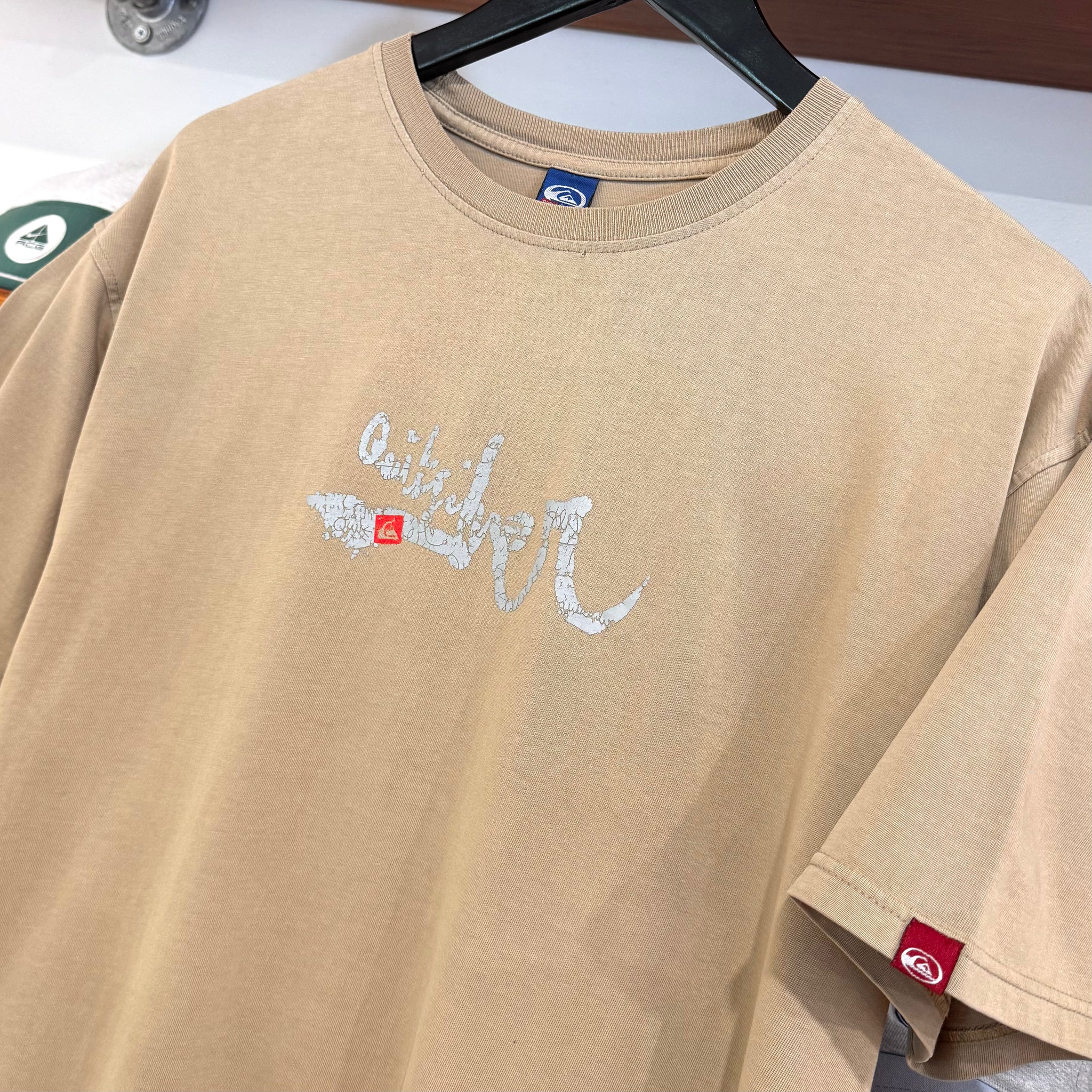 2000'S QUIKSILVER DOUBLE GRAPHIC TEE - M/L