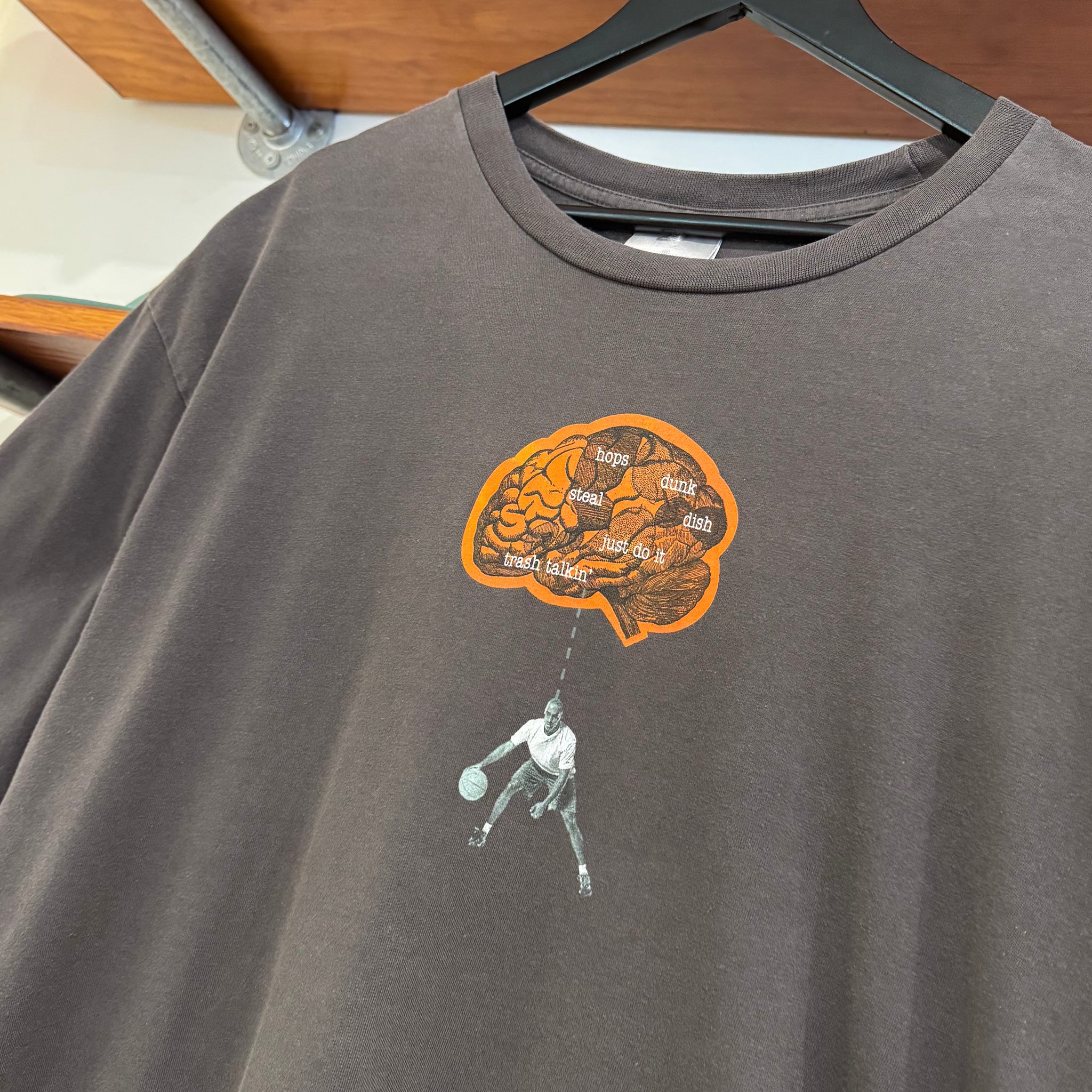 2000'S NIKE 'THINK BEFORE YOU DRIVE' BASKETBALL TEE - L