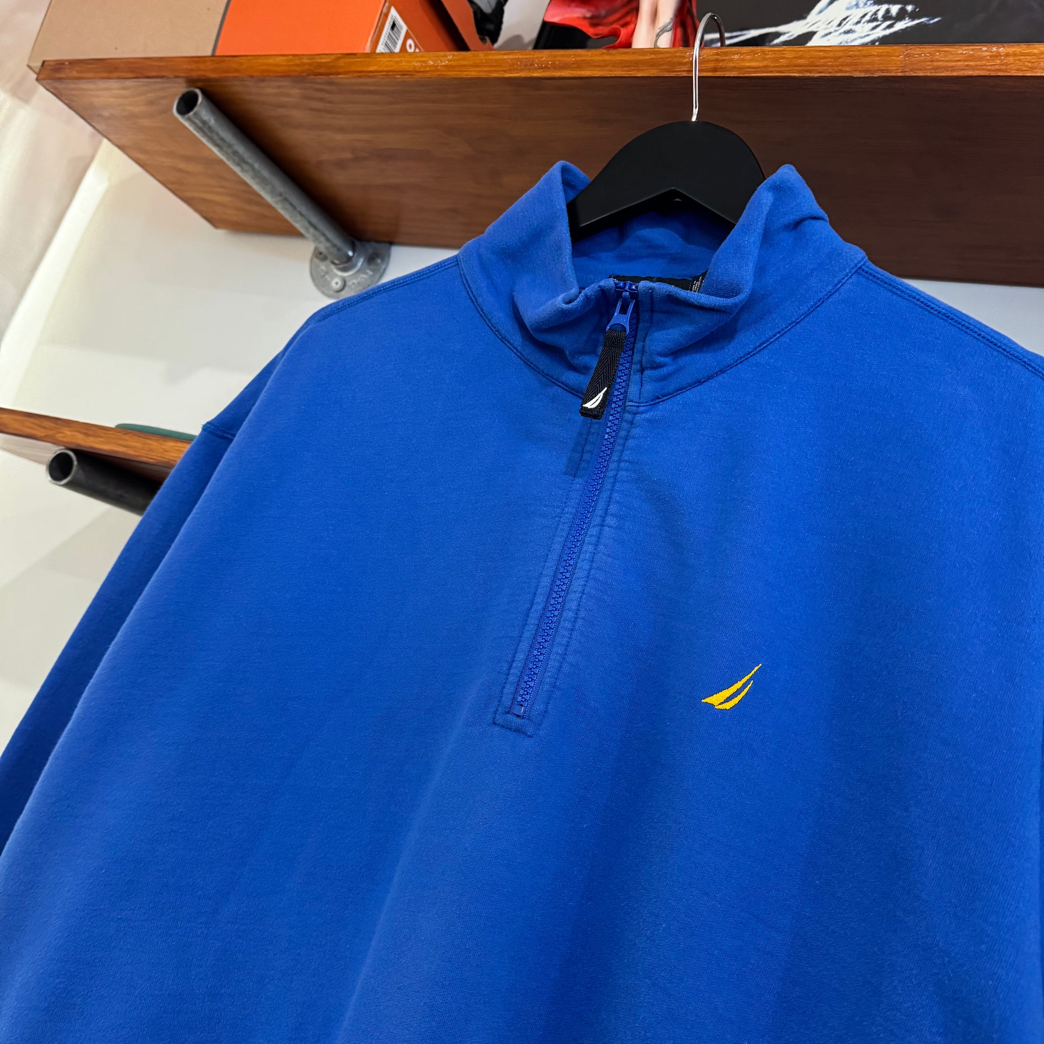 2010'S NAUTICA EMBROIDERED 1/4 ZIP SWEATSHIRT - XXL