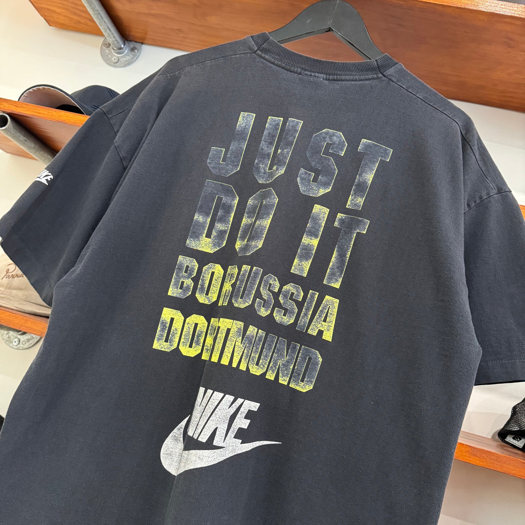 1999'S NIKE BORUSSIA DORTMUND FC TEE - XL