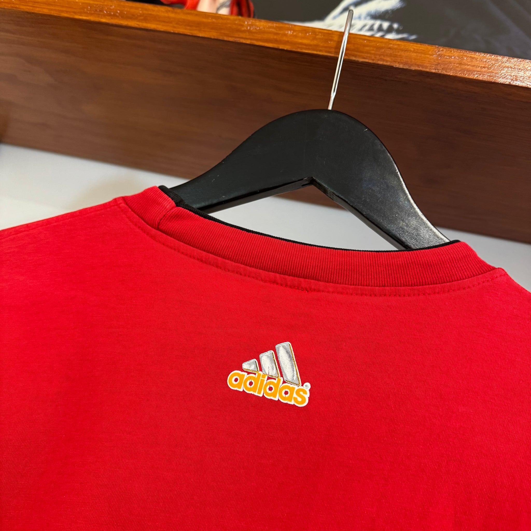 1990'S ADIDAS GRAPHIC TEE - M