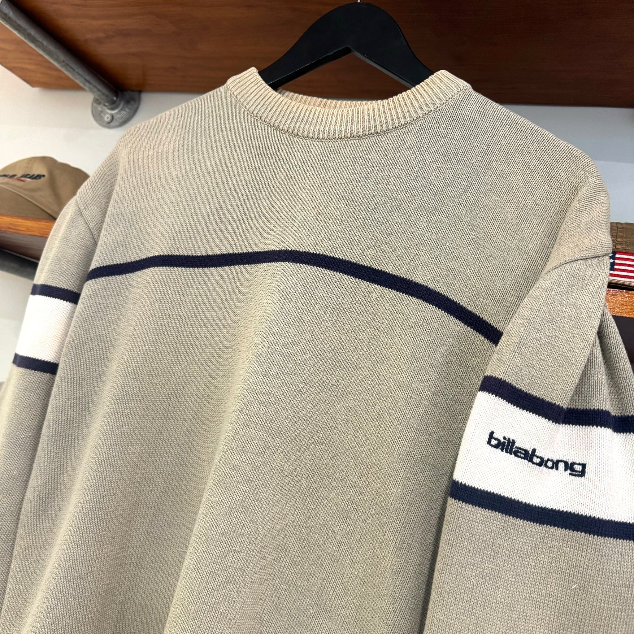 1990'S BILLABONG EMBROIDERED KNIT SWEATSHIRT - M