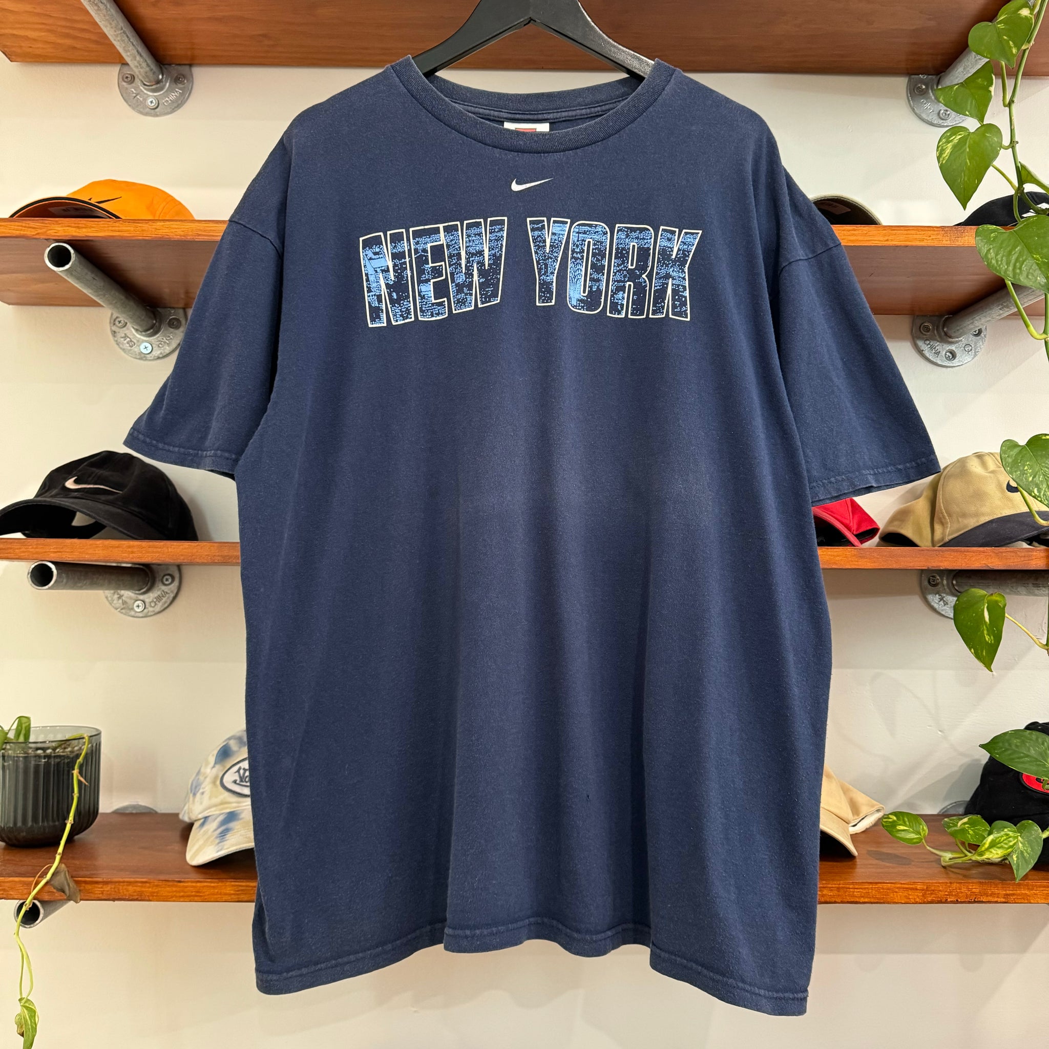 2000'S NIKE NEW YORK GRAPHIC TEE - XL
